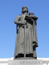 Памятник Ярославу Мудрому  мог стоять совсем не там, где теперь