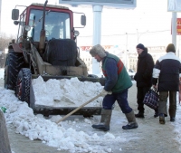 В неравной борьбе со снегом