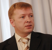 Вадим ФЁДОРОВ:  «Прямые договоры ведут к совершенствованию  отношений на розничном рынке электроэнергии»
